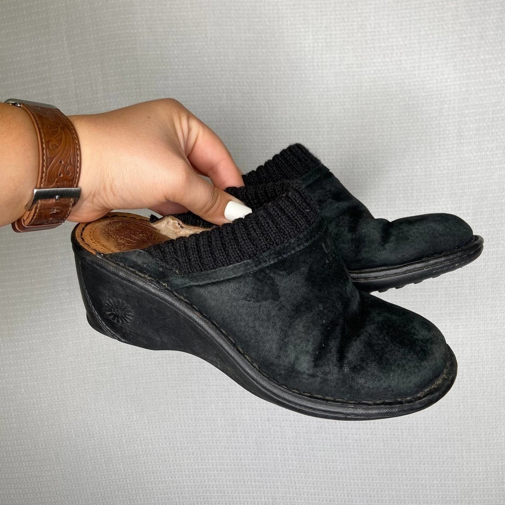 UGG Australia Size 7 Clogs Black Suede Knit Collar Wedge Comfort Shoes